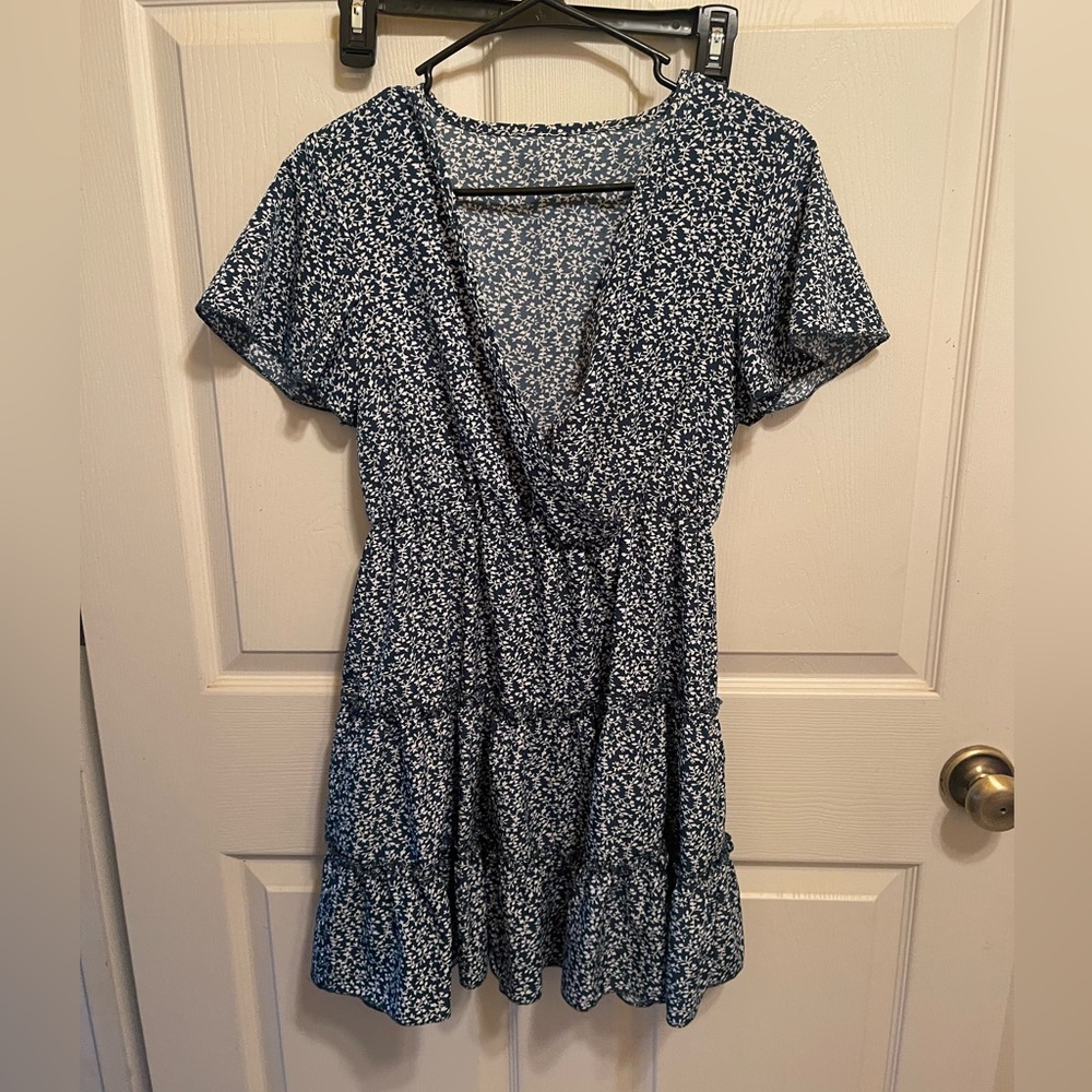 Floral dress with sleeves